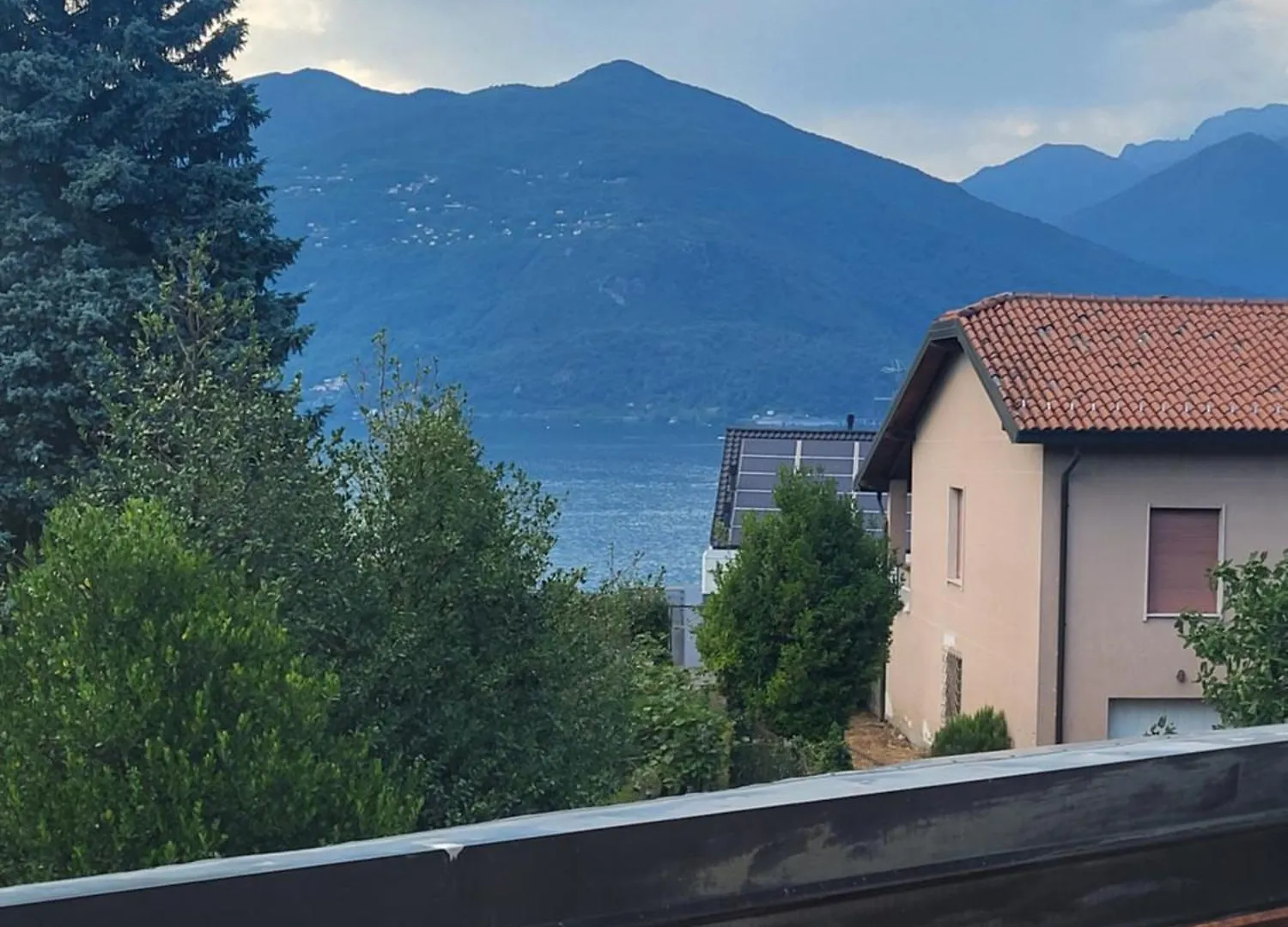 Villa Dei Mumi Luino 0*,